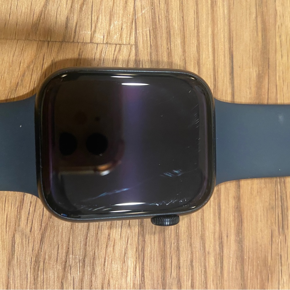 Series 7 Apple Watch 45 mm GPS